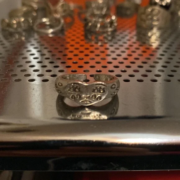 SELLING RINGS 💍💍💍💍 - Picture 4 of 16